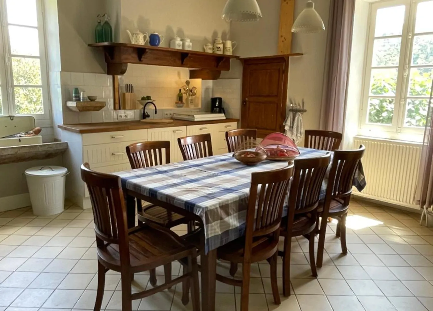 Maison De Famille Les Tourelles 0*, Tour-de-Faure Γαλλία